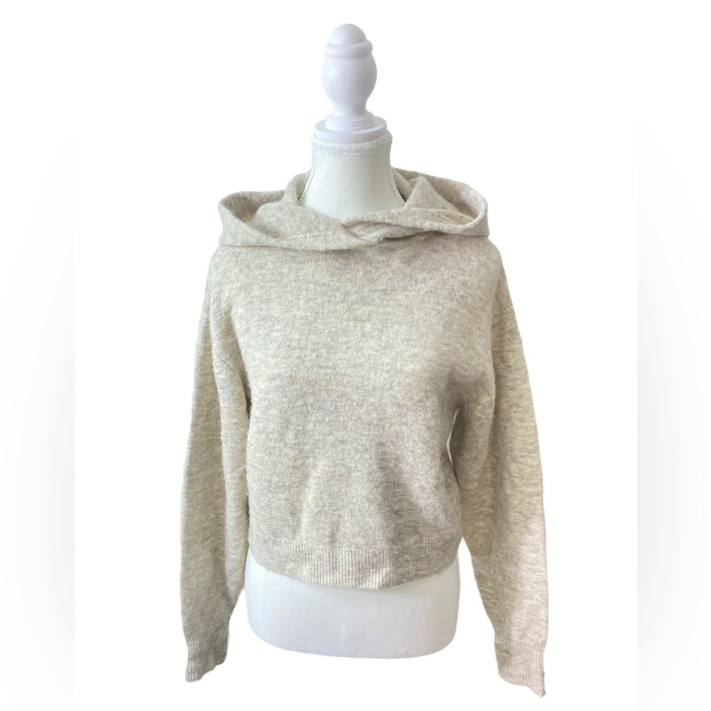 Aritzia Little Moon - Gardenia alpaca cropped hoodie sweater